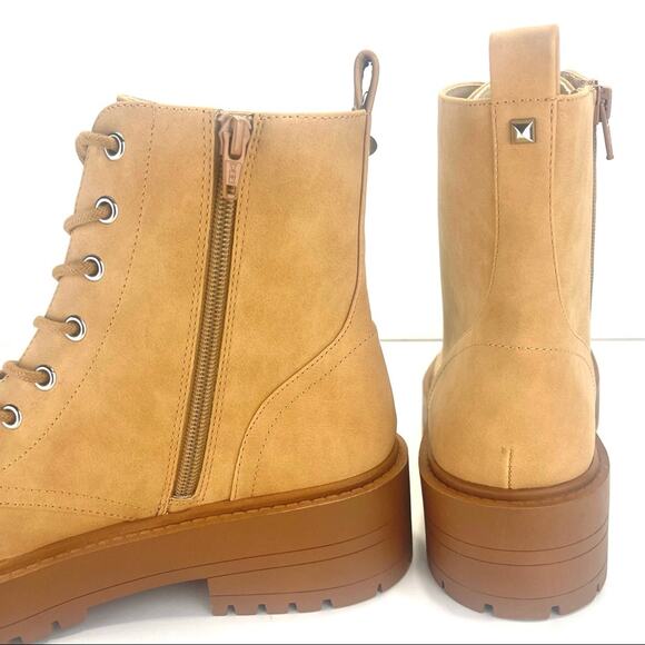 DV Dolce Vita Primm Women Tan Combat Boot Size 9 Platform Lug Sole Bootie New - Picture 10 of 15